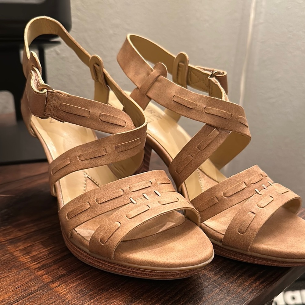 Naturalizer Brown Strappy Heels